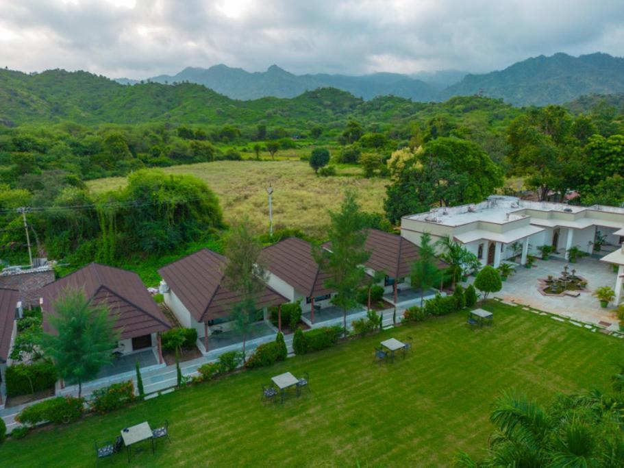 Ranakpur Safari Resort Sadri Bagian luar foto