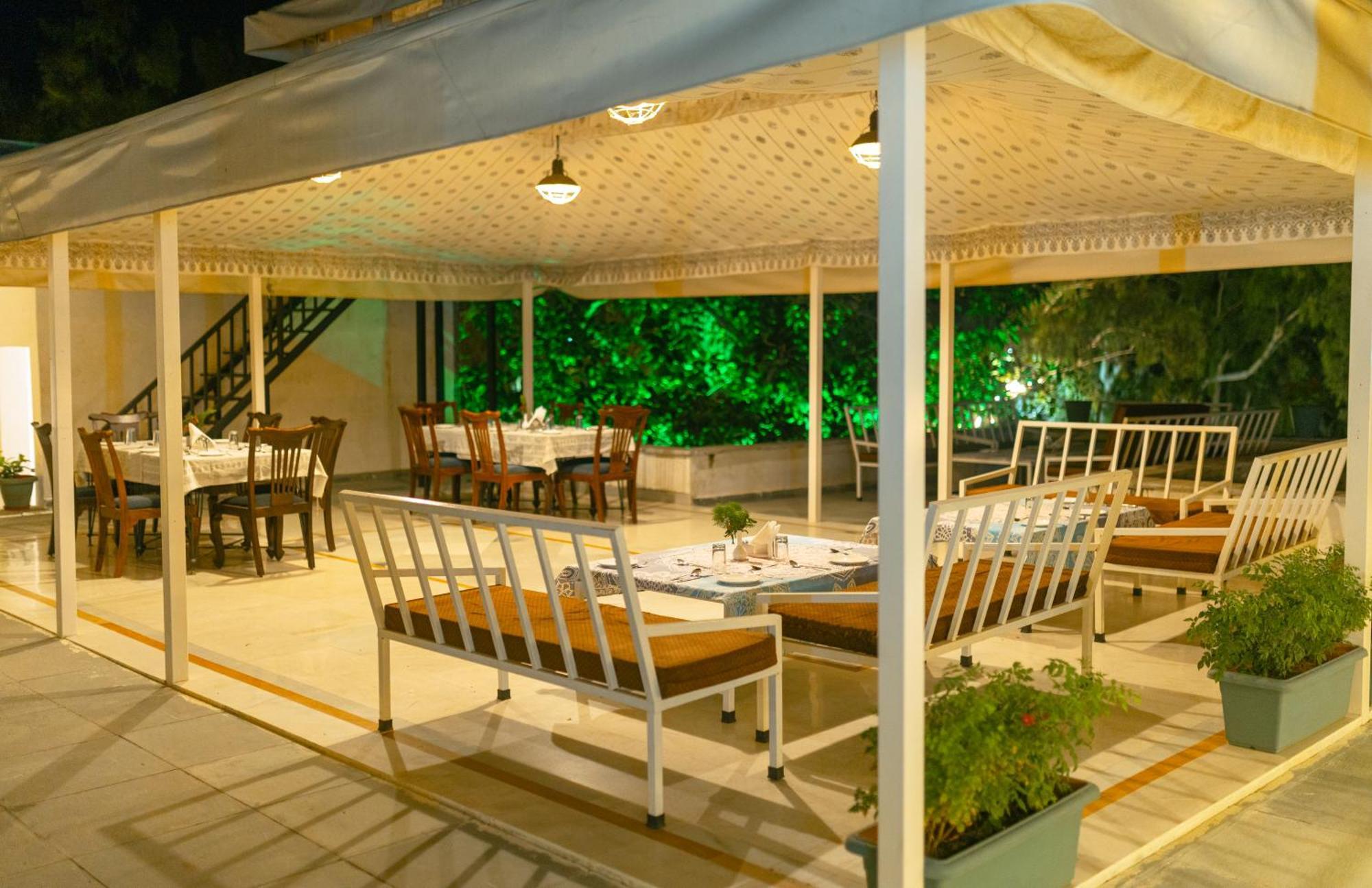 Ranakpur Safari Resort Sadri Bagian luar foto