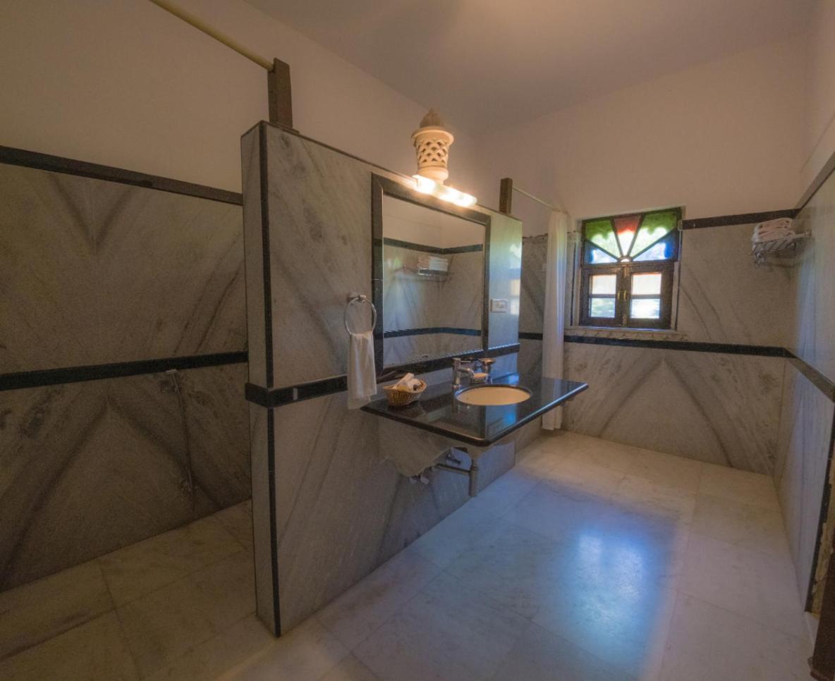 Ranakpur Safari Resort Sadri Bagian luar foto